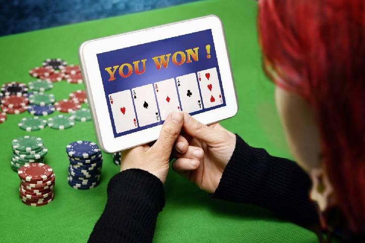 Main Kasino Online Terbaik Hanya di Situs Judi Pilihan Terbaik